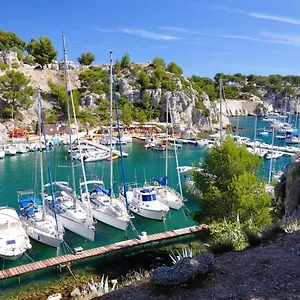  Hébergement de vacances Avec Jardin Au Calme A 7 Min De Cassis France